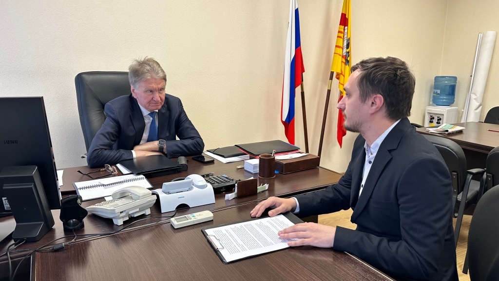 Депутат Воронежской гордумы Владимир Ходырев пообещал поддержку Дому культуры «Восток» в решении вопросов технического оснащения