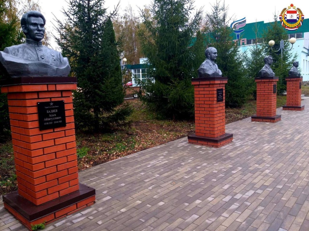 В мордовском селе Лямбирь завершили благоустройство парка и Аллеи Славы