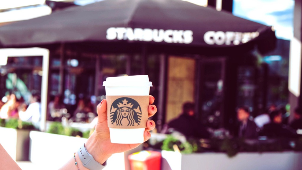 Starbucks начинает процесс реорганизации бизнеса в Китае