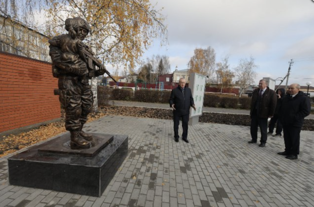 В Ульяновской области в Сурском районе увековечили память участников СВО