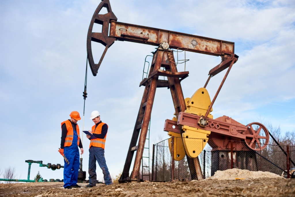 Индия продолжает покупать у России нефть через госкомпании