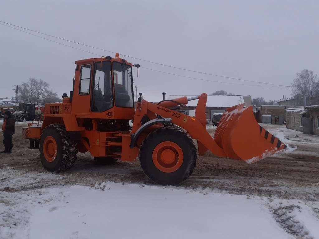 Финансовая поддержка УК: Костромская область возместит половину расходов на уборочную технику