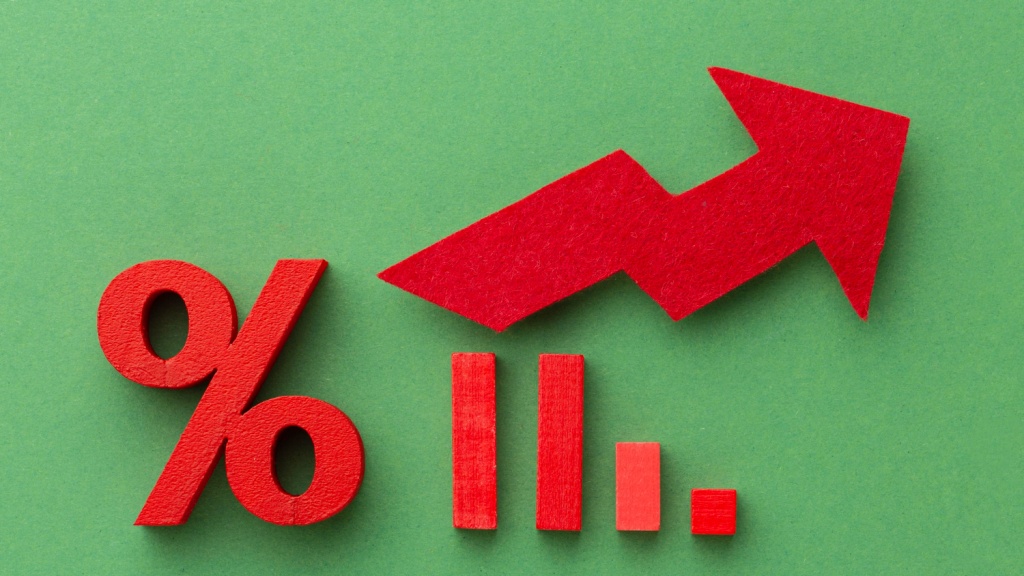 ВТБ объявил о повышении ставки по одному из депозитов до 28% годовых