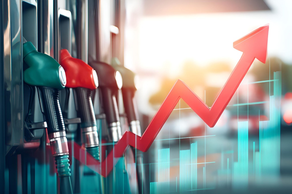 Новак призвал не допустить роста цен на АЗС