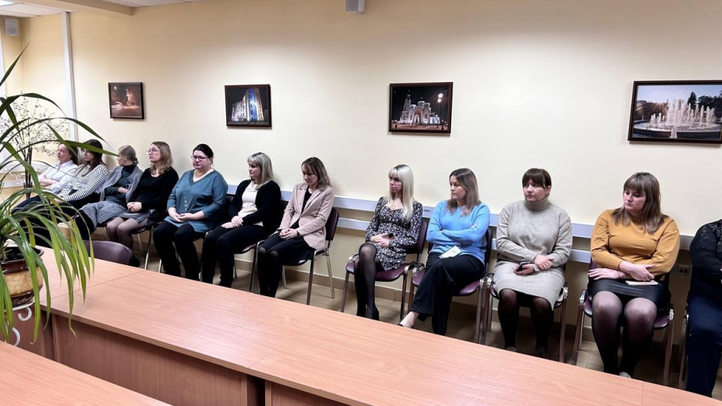 В Саранске с работниками социальных организаций обсудили популярные схемы мошенничества В Саранске с работниками социальных организаций обсудили популярные схемы мошенничества